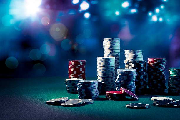 presiden platform interface showing slot games, live dealer tables, and sportsbook options